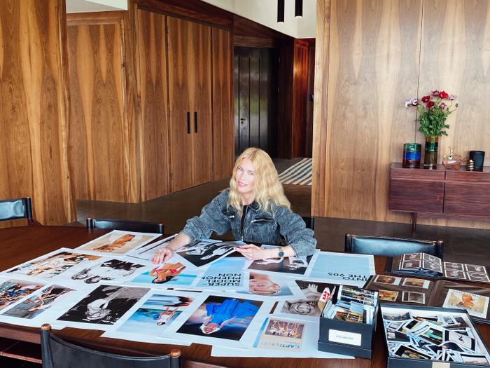 Captivate! Modefotografie der 90er-Jahre kuratiert von Claudia Schiffer